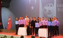 Karabağlar Belediyesi’nde aday memurlar yemin etti