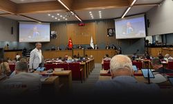 Büyükşehir Meclisi’nden Başkan Tugay’a 6 milyarlık kredi yetkisi