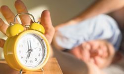 Alarm erteleyenler dikkat: Yorgun hissetmenize neden oluyor!