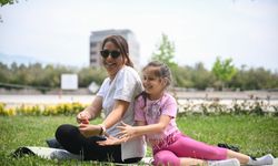 Bornova’da Anneler Günü coşkusu