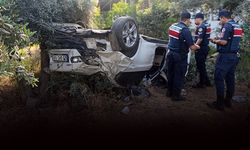Kontrolden çıkan otomobil fabrika bahçesine uçtu... Sürücü ağır yaralandı!