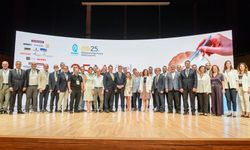 İzmir Büyükşehir Mükemmelliği Arayış Sempozyumu’ndan ödülle ayrıldı