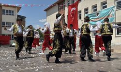 İlkokul öğrencileri için bahar şenliği düzenlendi