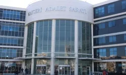 Ruhsatsız tabancayla adliyeye girmeye çalıştı