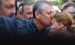 Özel'den çocukluk arkadaşının emanetine vefa... Nehir Zeyrek'i yarın sınava götürecek!