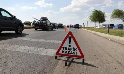 Hafif ticari araç traktöre çarptı... 1 ölü, 4 yaralı!