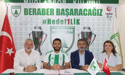 Muğlaspor'da Fatih'ten imza