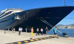 Bodrum'a "Evrima" kruvaziyeriyle 254 yolcu geldi