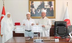 Rus profesör ve yazar eşi Aydın'da Müslüman oldu