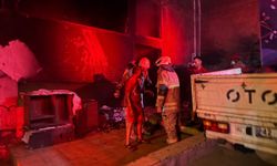 Metruk binada çıkan yangında 2 kişi kurtarıldı