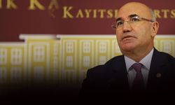 DEÜ'de öğrenci yurdunun kapatılmasına CHP'li Tanal'dan sert tepki: Hukuka ve vicdana aykırı!