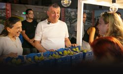 Güzelbahçe'de üreticiye destek... Bardacıklar ücretsiz dağıtıldı!