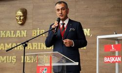 Karşıyaka'da Azat Yeşil'in güveni tam