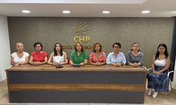 CHP İzmir Kadın Kollarından iktidara ve cinayetlere tepki... Sessiz mi kalacaksınız!