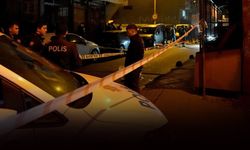 İzmir'de emekli bekçi dehşet saçtı: Komşusunu ve oğlunu tüfekle ağır yaraladı