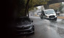 Meteoroloji saat vererek uyardı: İzmir'de sağanak alarmı!