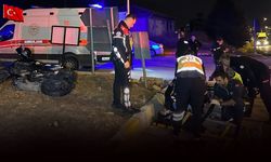 Otomobille motosiklet çarpıştı: 1'i ağır 2 yaralı!