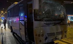 İşçileri taşıyan 3 midibüs çarpıştı: 11 yaralı