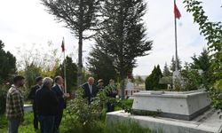 Şehit kabirlerine ziyaret