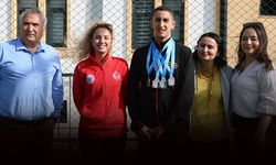 İzmir'in gururu Ulaş'tan 4 madalya birden!