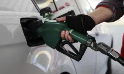 Motorine zam geldi: İşte güncel akaryakıt fiyatları!