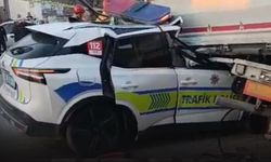 Ekip aracı tıra çarptı... 1 polis şehit oldu!