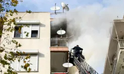 Antalya'da yangın: Daire kullanılamaz hale geldi