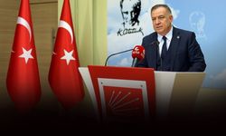 Zeybek’ten hükümete çöp tesisi ve körfez salvosu: İzmir üzerinden oyunlarınıza ara verin!