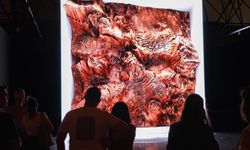 Refik Anadol ve Atatürk sergileri İzmir’de büyük ilgi gördü