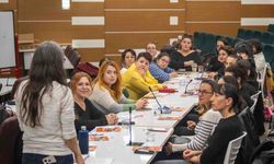 Bornova’da “Kadınların İnsan Hakları” için güçlü adım