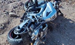 Manisa'da devrilen motosikletin sürücüsü öldü