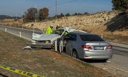 Kavşakta feci kaza: Yaşlı çifti ölüm bile ayıramadı!