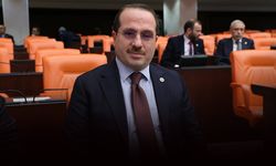 AK Partili Kırkpınar'dan 'havuz'daki işçilere destek: Emekçilerin hakkı pazarlık konusu olmamalı