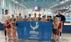 Aliağalı minik yüzücüler İzmir’de derecelerle döndü