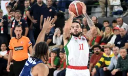 Karşıyaka lider Beşiktaş'ı ağırlıyor