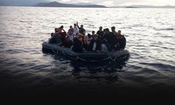 Lastik botta can pazarı... 37 düzensiz göçmen kurtarıldı