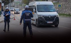 İzmir'de zabıtadan hava destekli trafik denetimi!