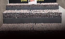 İzmir'de zehir evine baskın: 55 bin hap ele geçirildi