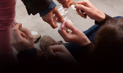 İZTUMED Başkanı Yalçın’dan çarpıcı açıklamalar: Madde kullananlar tek eşli yaşayamaz!