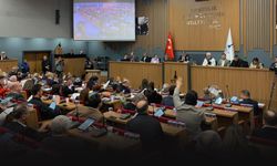 Başkan Tugay’dan detaylı 'havuz' açıklaması... 800 kişi işbaşı yaptı 300 kişi bekliyor!