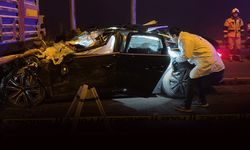 Otomobil TIR'a ok gibi saplandı: 4 kişi öldü!