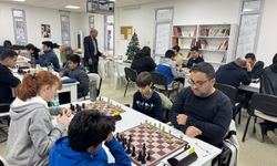 Seferihisar Yeni Yıl Satranç Turnuvası sona erdi