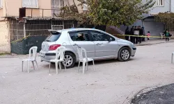 Sokak düğününde silahlı çatışma: Otomobilden ateş açtı