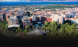 İzmir Ekonomi Üniversitesi ve Göztepe’den stratejik iş birliği... Spor dünyasına yeni akademi