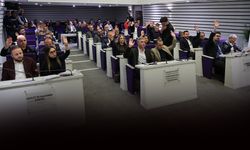 Toplantıya geç geldiler... Buca Meclisi AK Parti Grubu'nda çatlak