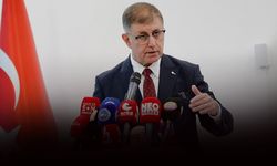 Tugay'dan çıplak ayaklı eyleme net mesaj: Sorun masada, çözüm yolda!