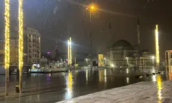 İstanbul'da kar yağışı etkili oluyor!