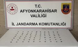 Afyonkarahisar'da tarihi eser kaçakçılığı baskını: 70 sikke ele geçirildi!