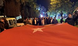Aydın Ülkü Ocakları Türk bayrağıyla yürüyüş yaptı