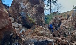 Fethiye'de yağışın ardından toprak kayması yaşandı